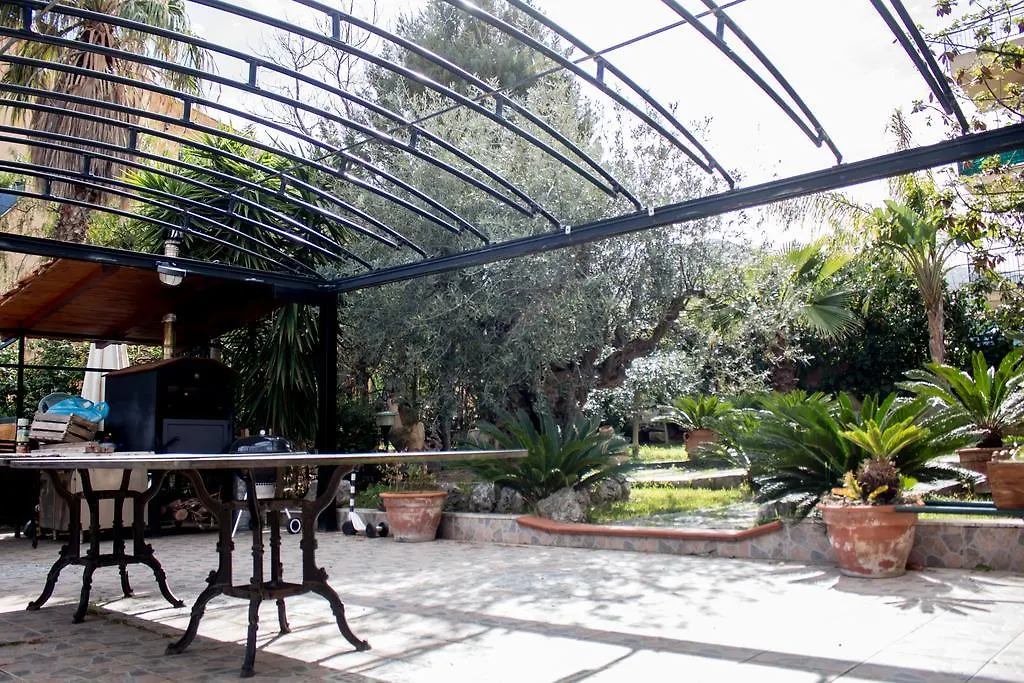 בית הארחה צ'פאלו Residence Via Dei Cipressi