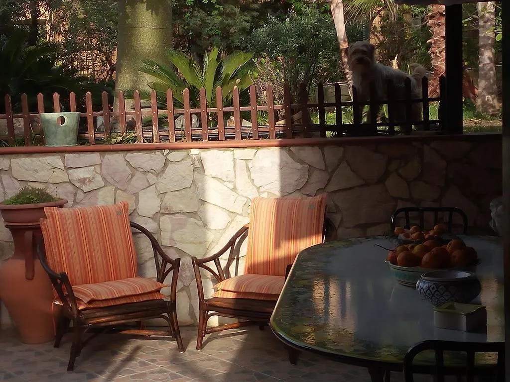 צ'פאלו Residence Via Dei Cipressi 0*,